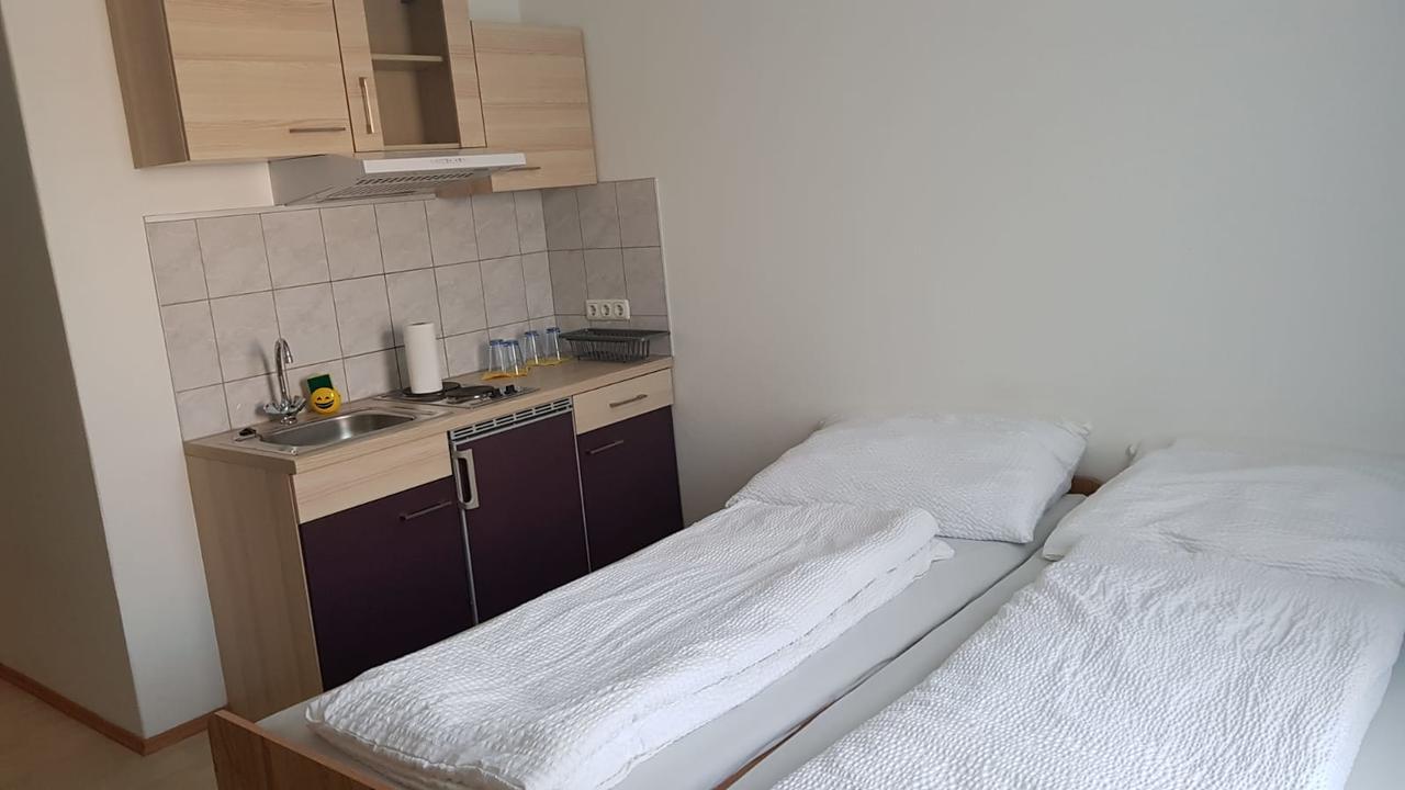 Pop'S Rooms - Transilvania Boheimkirchen Eksteriør billede